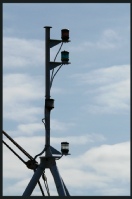 Mast with all-round lights